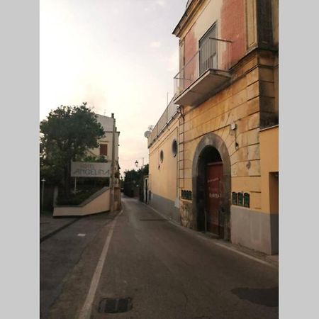 Mary House - Grazioso Appartamento Con Garage Sant'Agnello Exterior foto