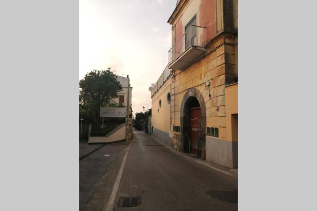 Mary House - Grazioso Appartamento Con Garage Sant'Agnello Exterior foto