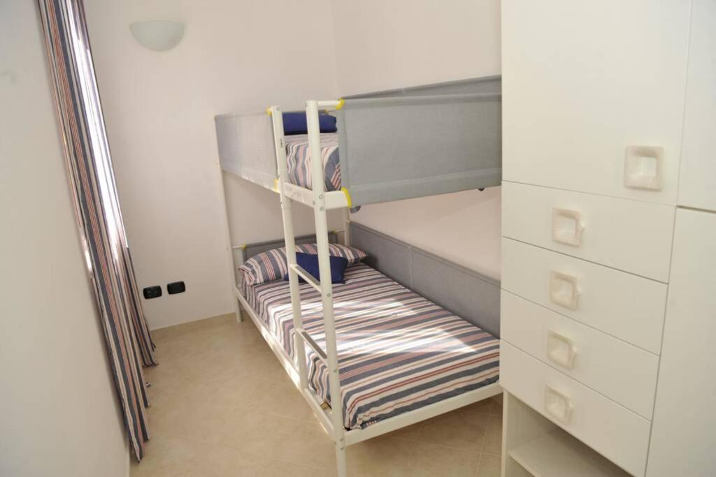 Mary House - Grazioso Appartamento Con Garage Sant'Agnello Exterior foto