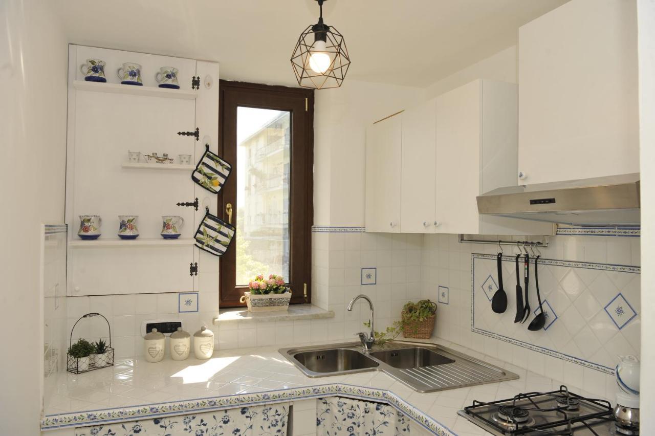 Mary House - Grazioso Appartamento Con Garage Sant'Agnello Exterior foto