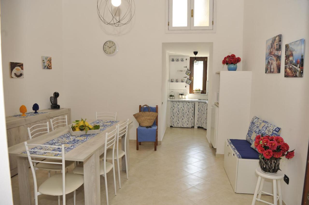 Mary House - Grazioso Appartamento Con Garage Sant'Agnello Exterior foto